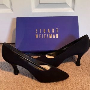Classic Stuart Weitzman pumps